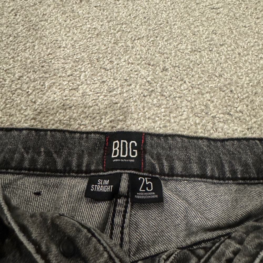 BDG distressed Jeans